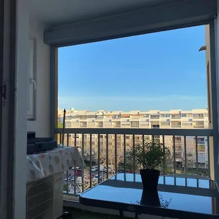 Carnon Plage, Vue Port, Clim Et Parking Apartmán *