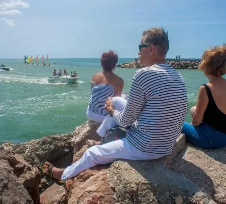 Carnon Plage, Vue Port, Clim Et Parking Apartmán *