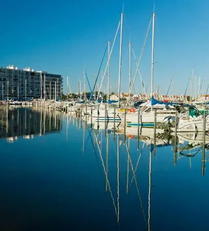Carnon Plage, Vue Port, Clim Et Parking * Mauguio