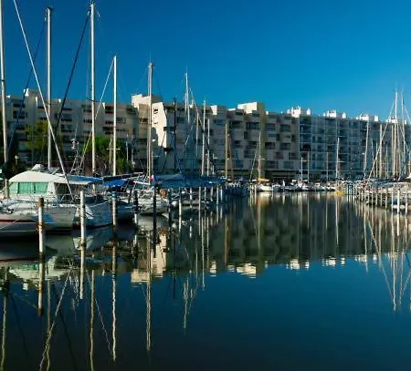 Carnon Plage, Vue Port, Clim Et Parking *