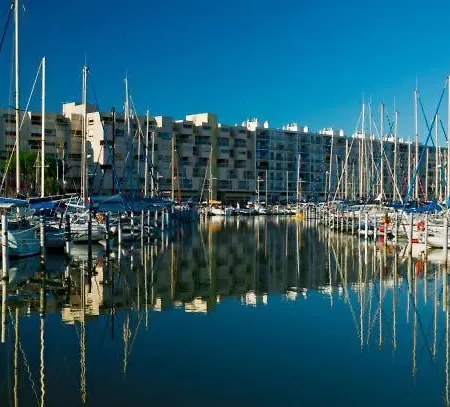 Carnon Plage, Vue Port, Clim Et Parking * Mauguio